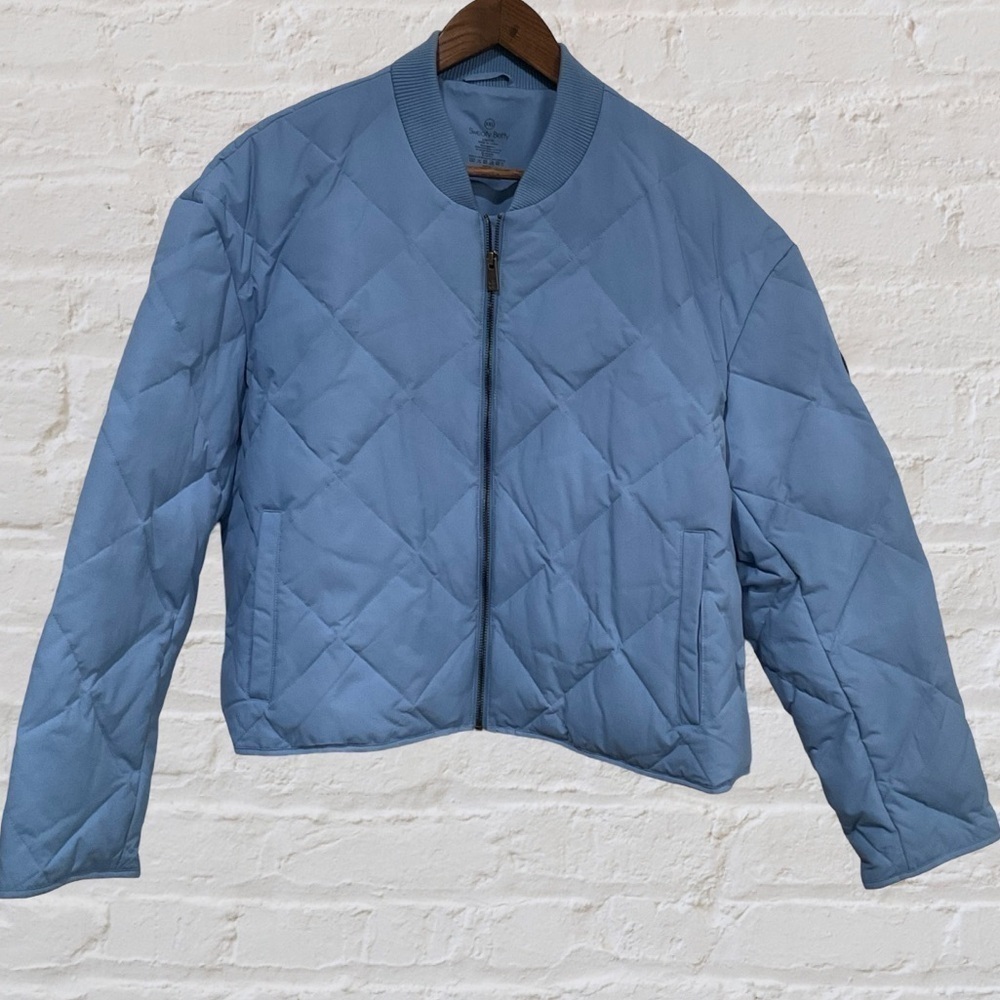 Sweaty Betty puffer fabulous bomber jacket style. Like New! - Picture 2 of 8